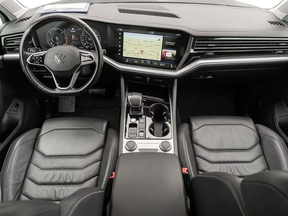 Volkswagen Touareg (3)