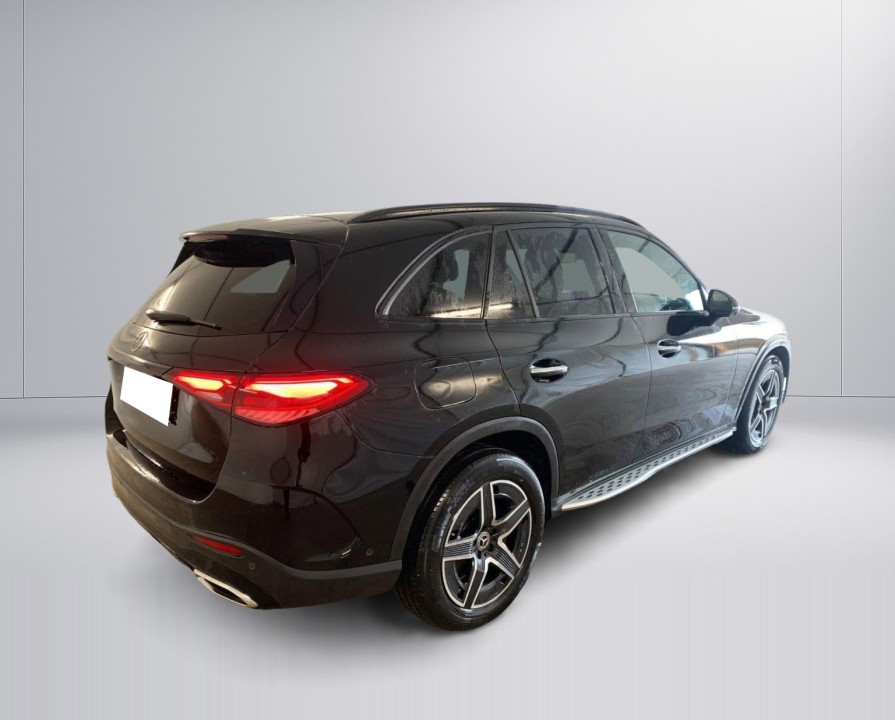 Mercedes-Benz GLC 220d AMG (2)