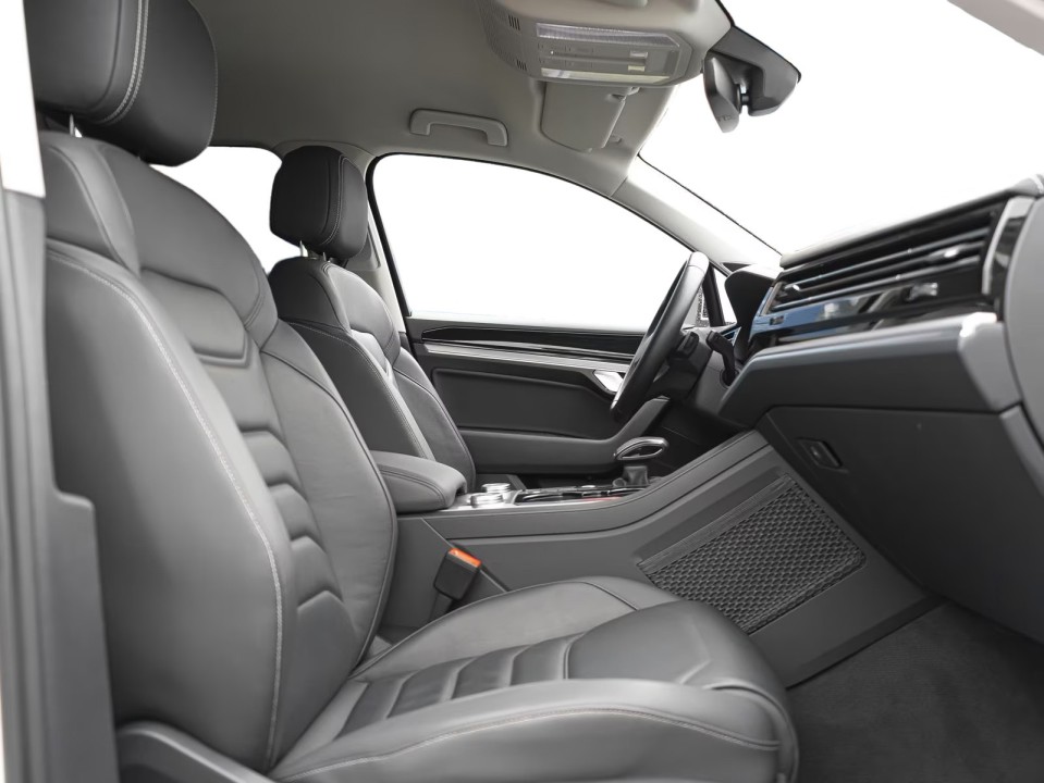 Volkswagen Touareg Elegance - foto 8
