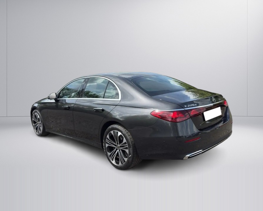 Mercedes-Benz E 220d 4MATIC - foto 6