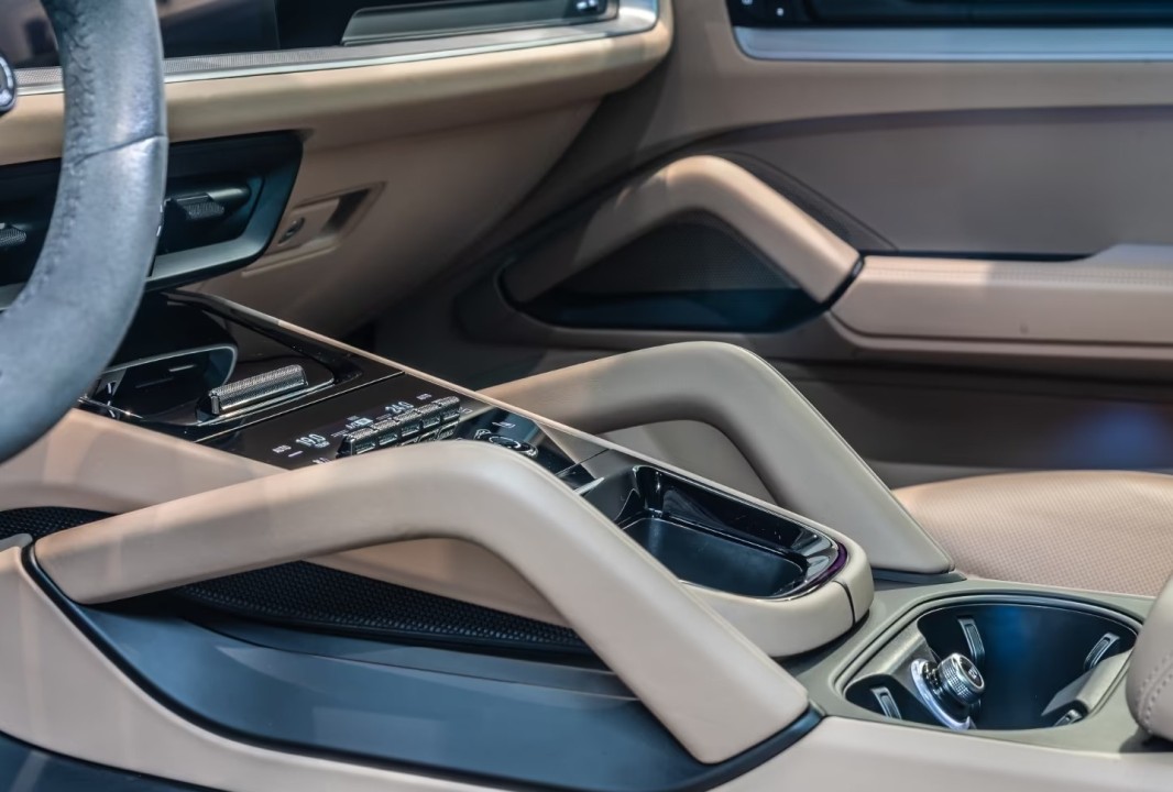Porsche Cayenne Coupe S - foto 12