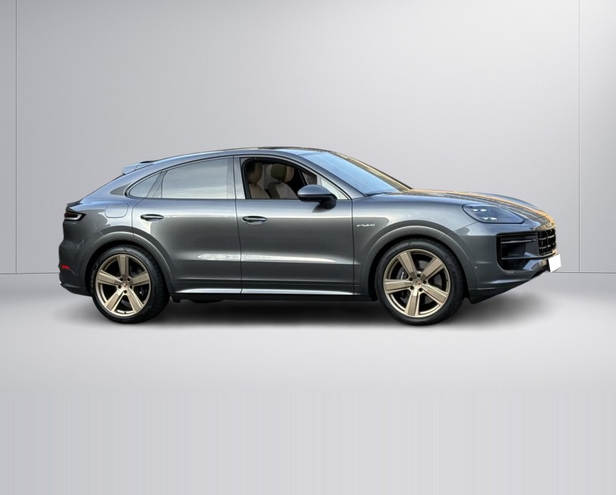 Porsche Cayenne Coupe E-Hybrid (2)