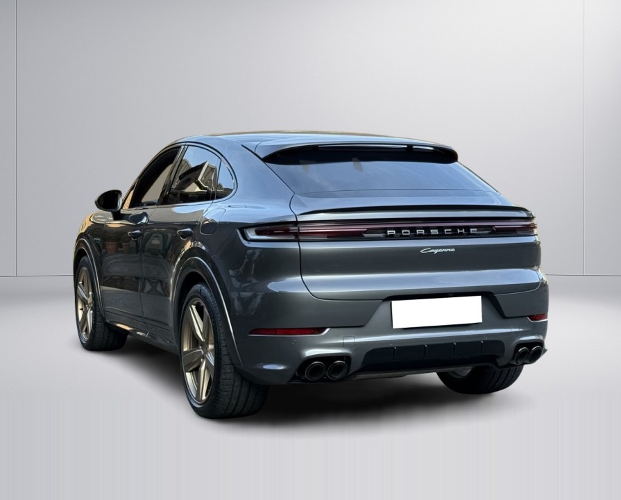 Porsche Cayenne Coupe E-Hybrid - foto 10