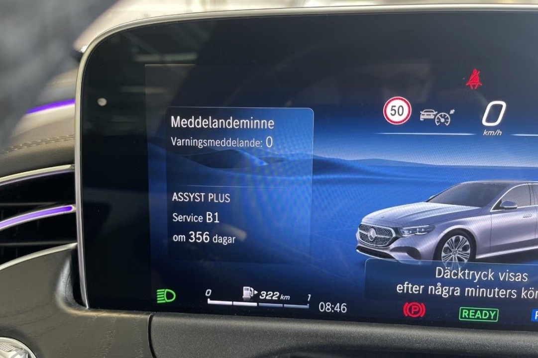Mercedes-Benz E 300e 4MATIC AMG Line - foto 13