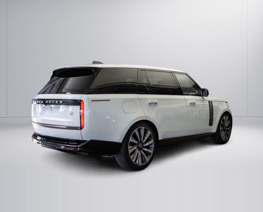 Land Rover Range Rover SV P615 LWB (2)
