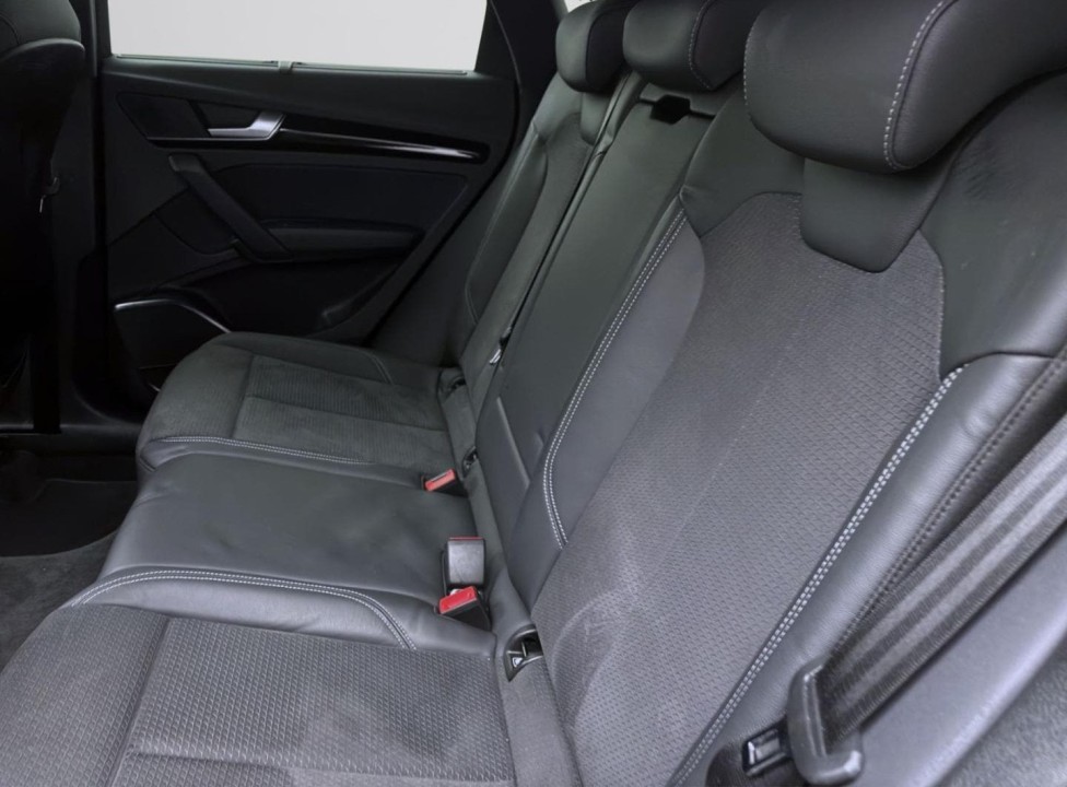 Audi Q5 Sportback 40 TDI quattro S tronic - foto 8