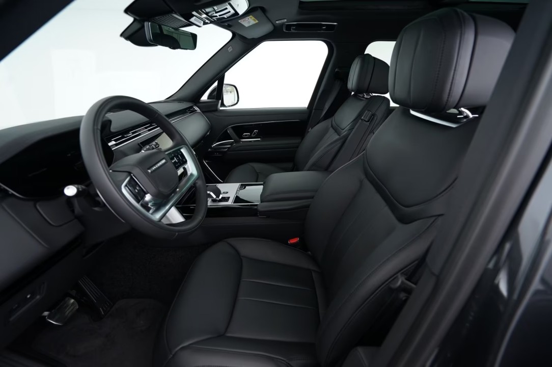 Land Rover Range Rover P460e HSE (5)