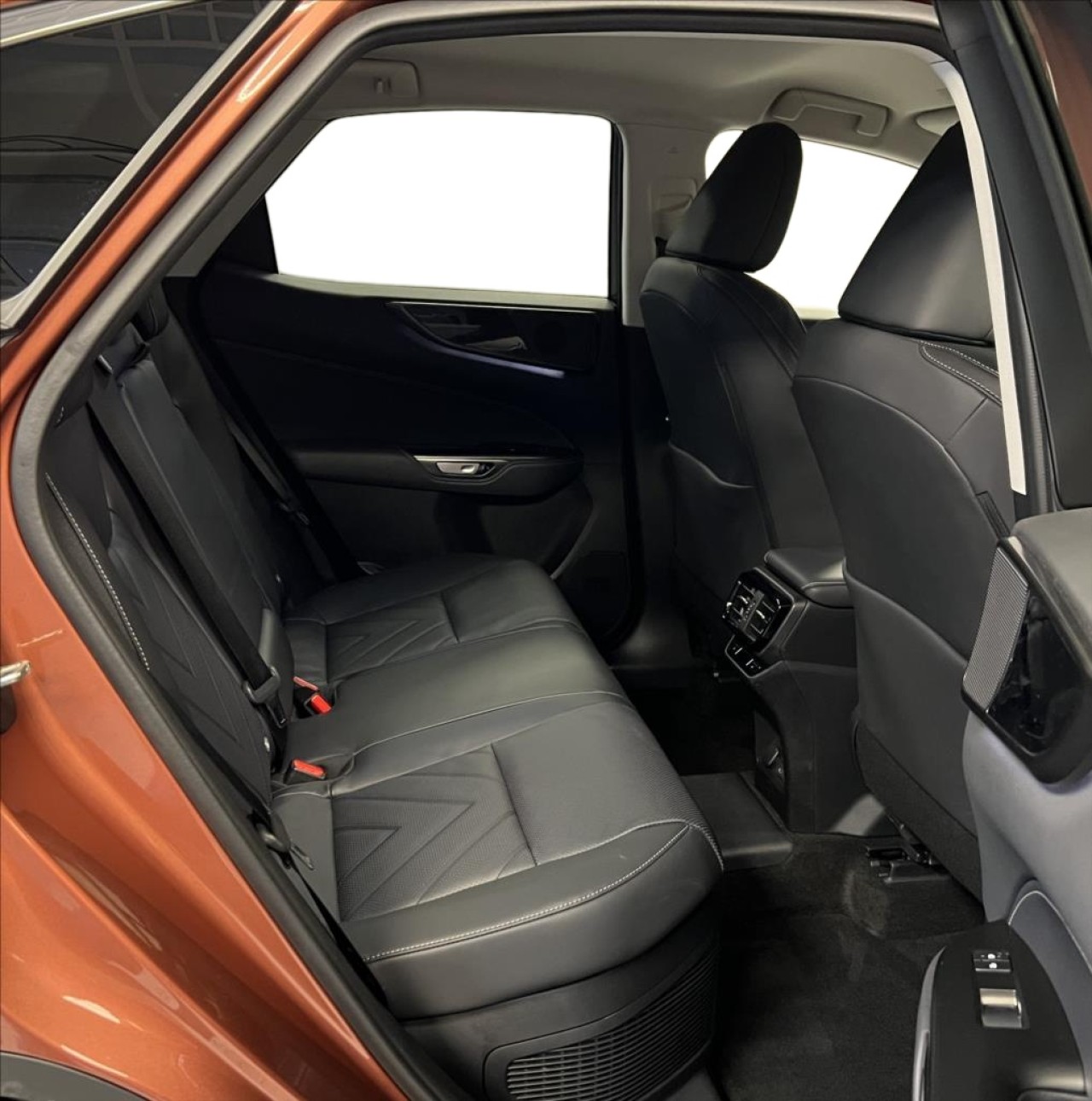Lexus Seria NX 450h+ AWD Prestige - foto 11