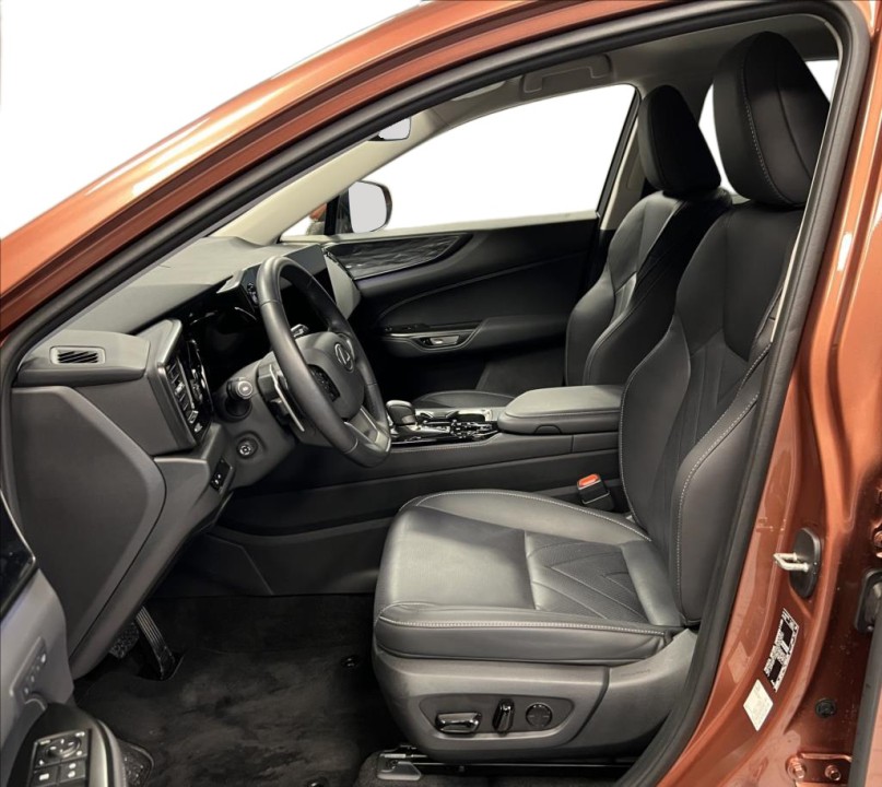 Lexus Seria NX 450h+ AWD Prestige - foto 9