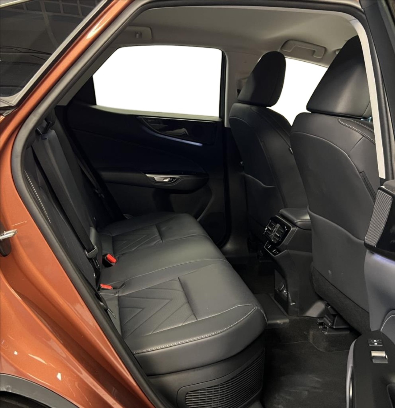 Lexus Seria NX 450h+ AWD Prestige - foto 11