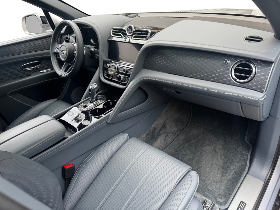 Bentley Bentayga - foto 18