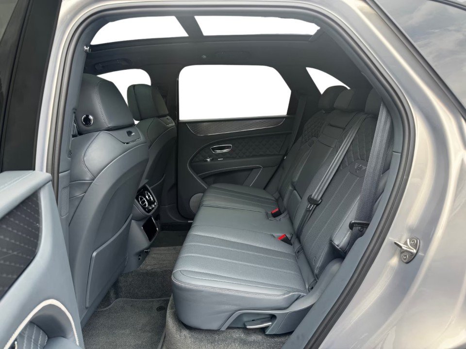 Bentley Bentayga - foto 13