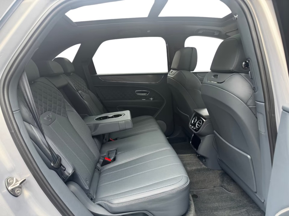 Bentley Bentayga - foto 15