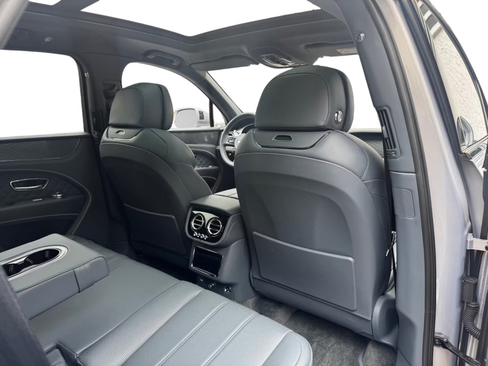 Bentley Bentayga - foto 14