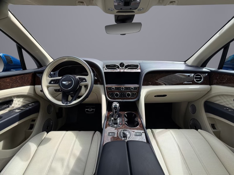 Bentley Bentayga Azure - foto 8
