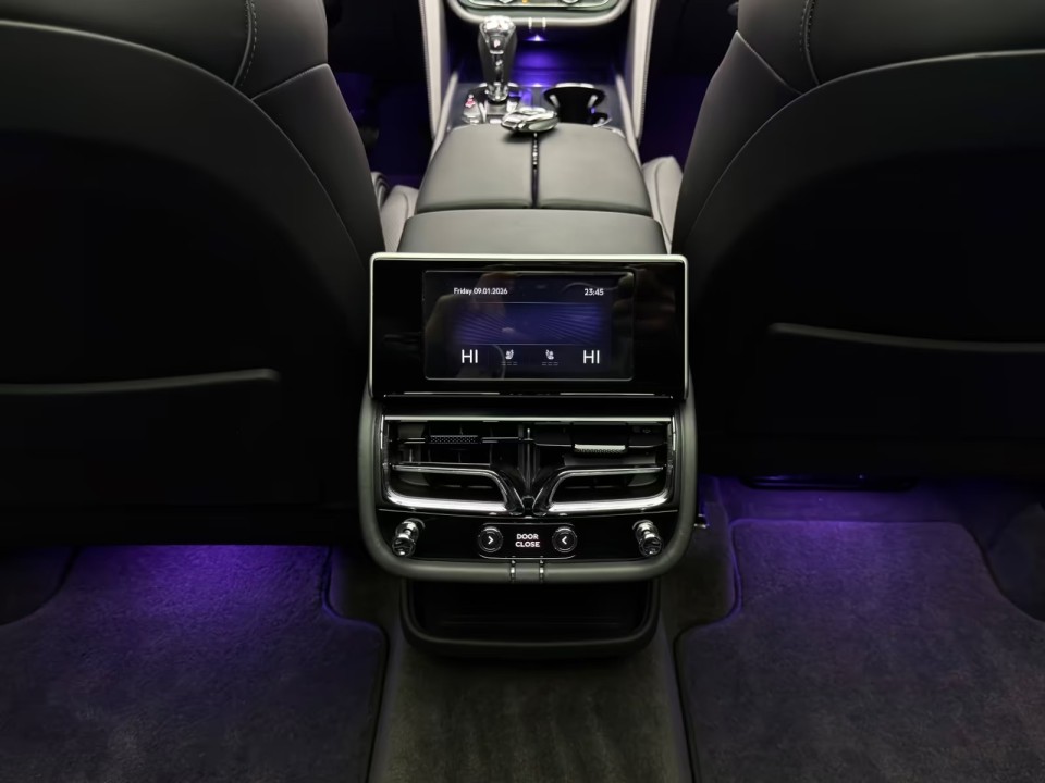 Bentley Bentayga - foto 24