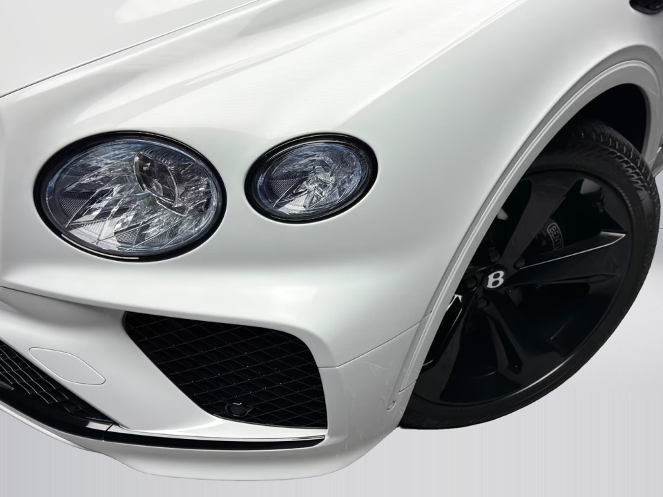 Bentley Bentayga - foto 38