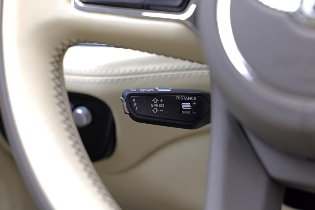 Bentley Bentayga V6 Hybrid - foto 19