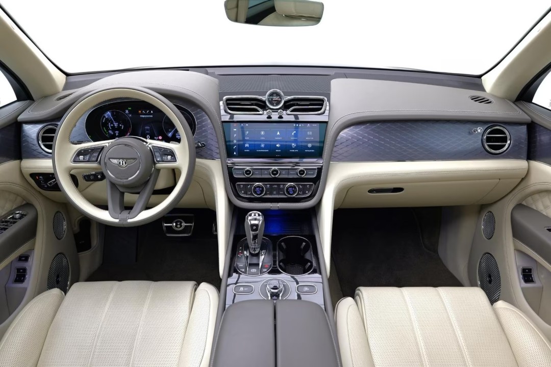 Bentley Bentayga V6 Hybrid - foto 13