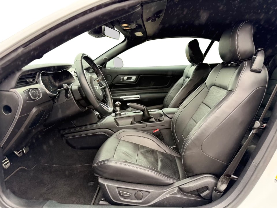 Ford Mustang GT Convertible - foto 15