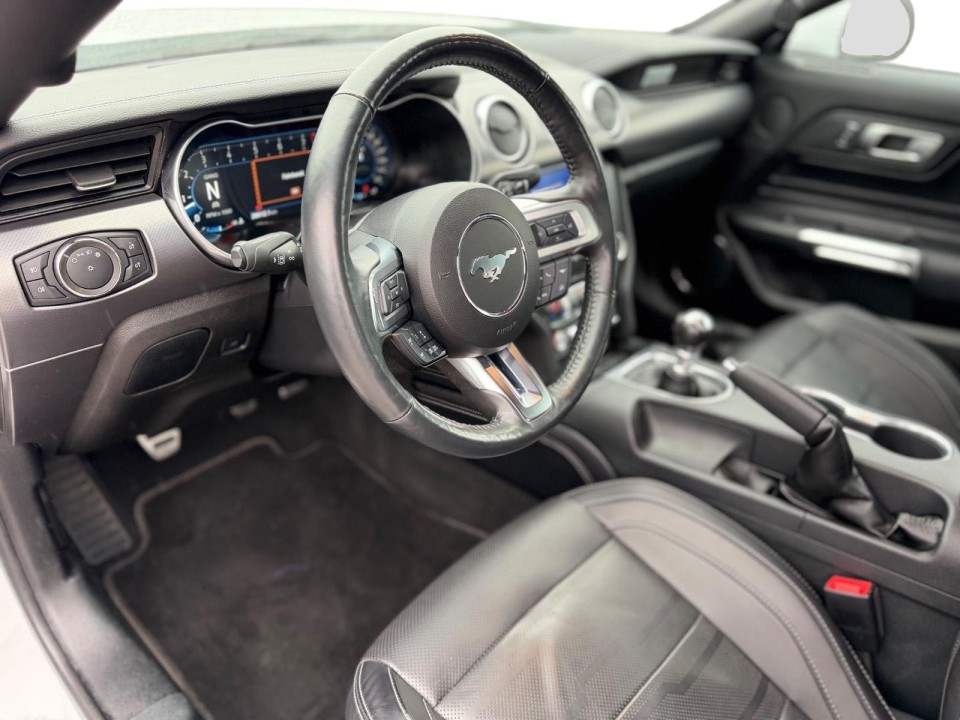 Ford Mustang GT Convertible - foto 14