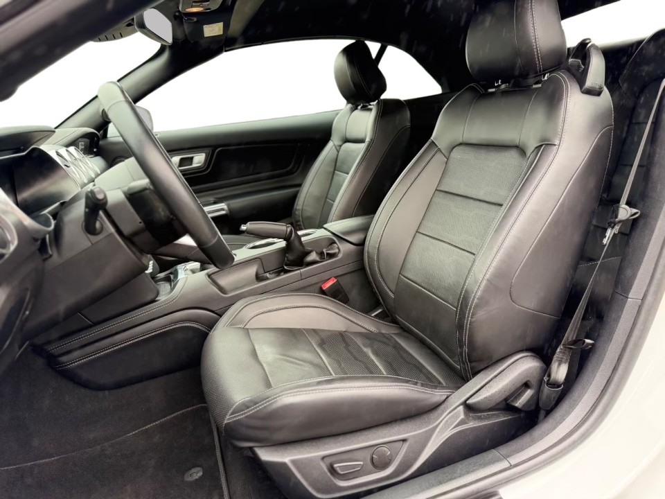 Ford Mustang GT Convertible - foto 16