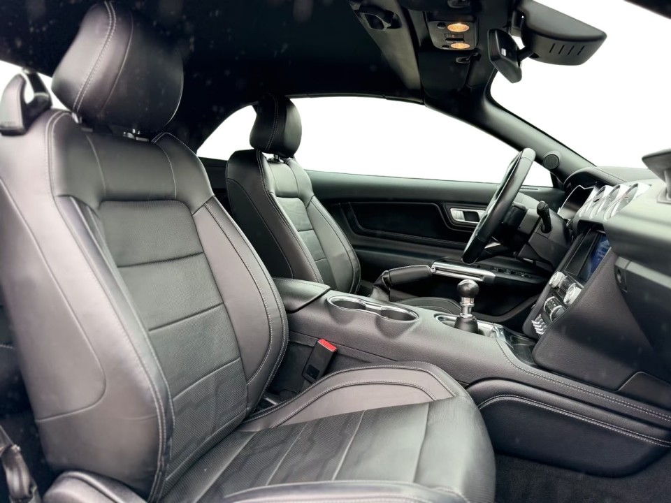Ford Mustang GT Convertible - foto 19