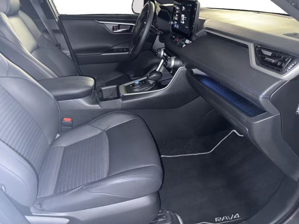 Toyota RAV4 - foto 10