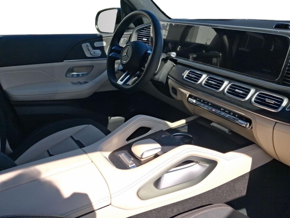 Mercedes-Benz GLE 53 - foto 12
