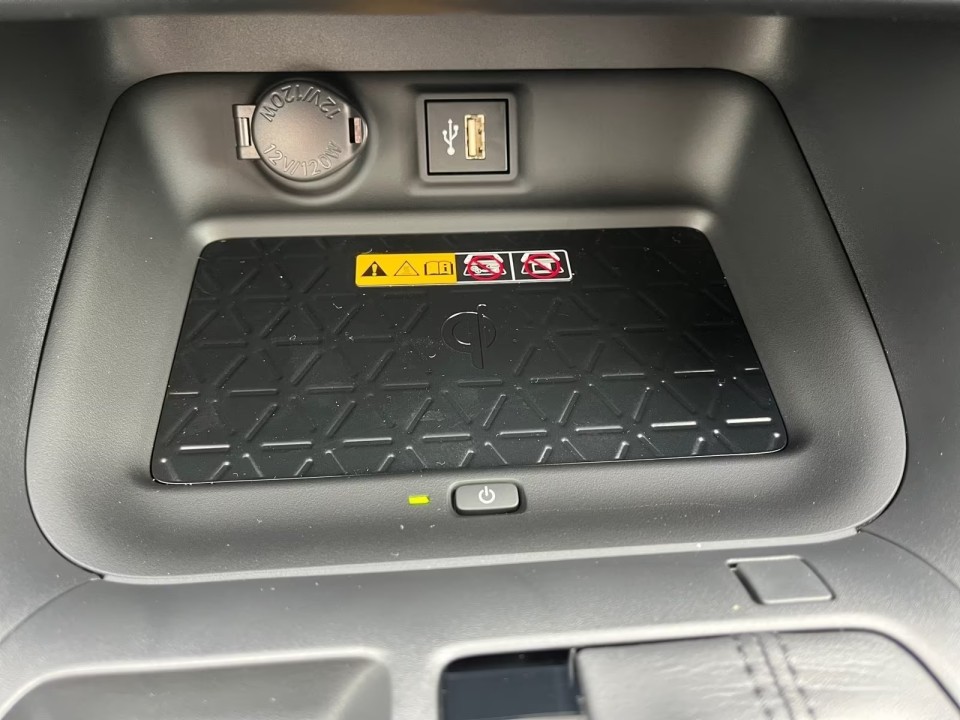 Toyota RAV4 - foto 19