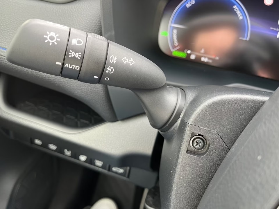 Toyota RAV4 - foto 14