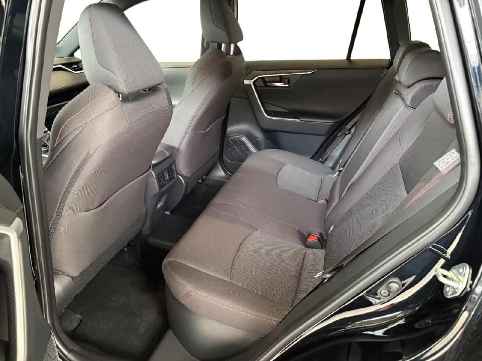 Toyota RAV4 - foto 7