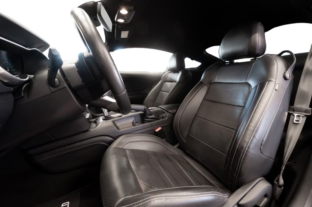 Ford Mustang GT 5.0 V8 Coupe - foto 7