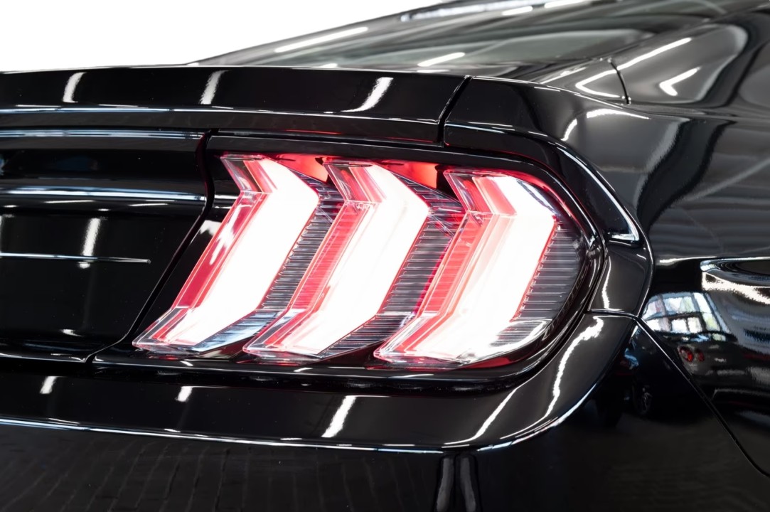 Ford Mustang GT 5.0 V8 Coupe - foto 26