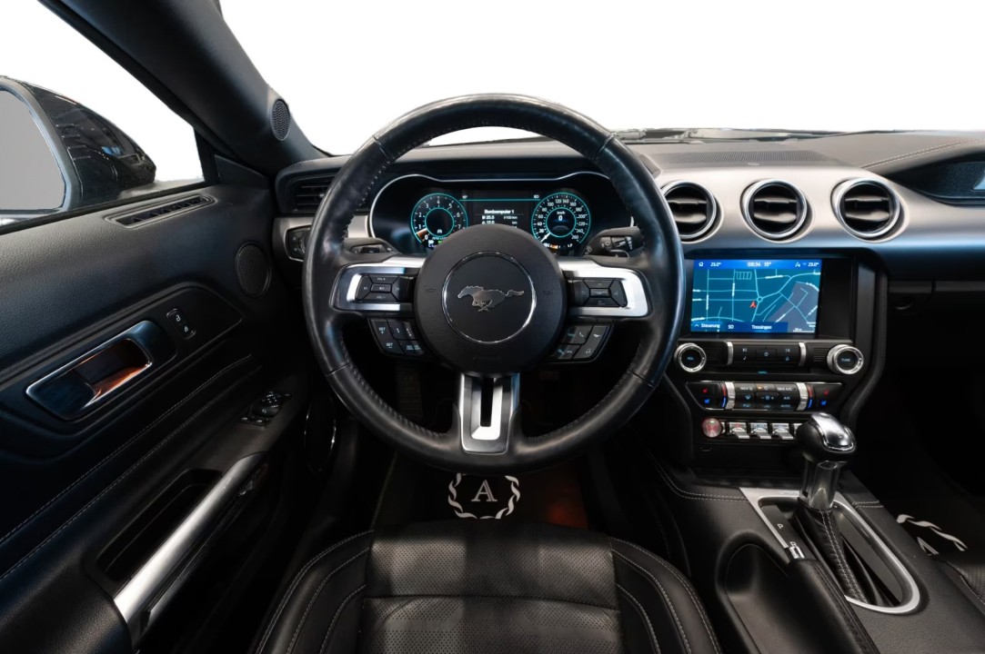 Ford Mustang GT 5.0 V8 Coupe - foto 10