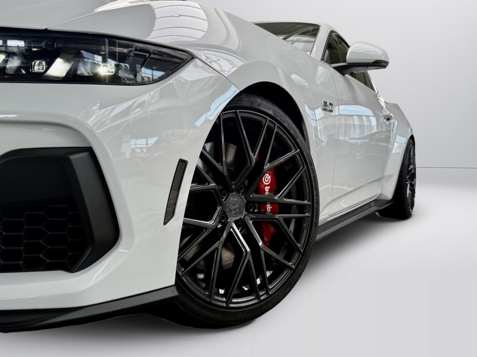 Ford Mustang GT V8 Fastback - foto 36