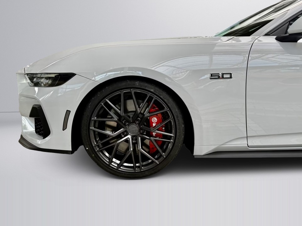 Ford Mustang GT V8 Fastback - foto 39