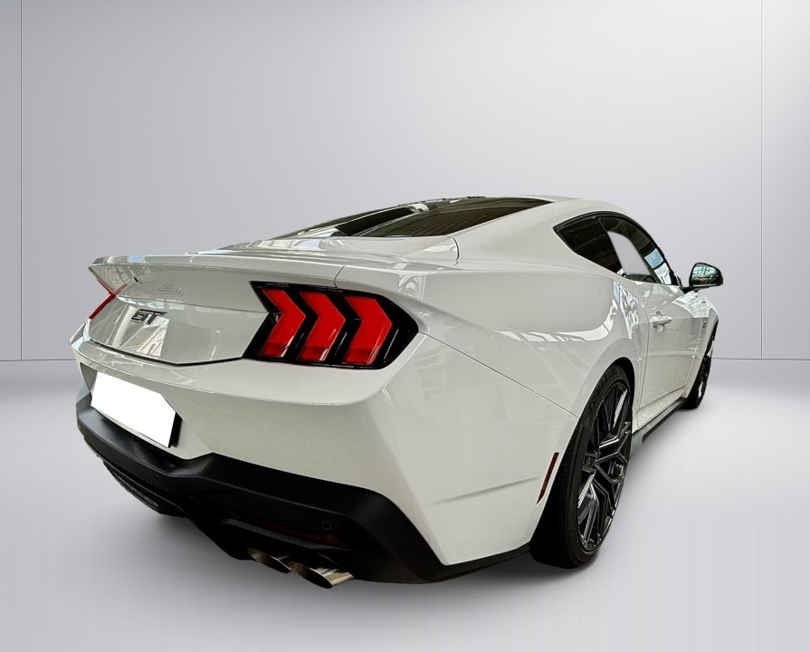 Ford Mustang GT V8 Fastback (4)
