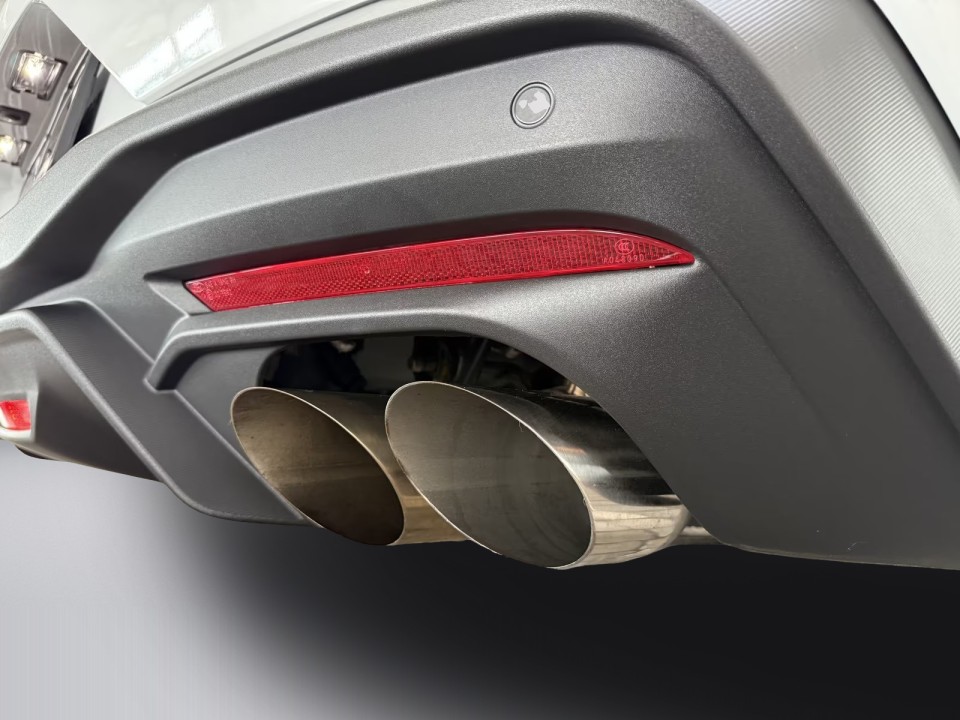 Ford Mustang GT V8 Fastback - foto 32