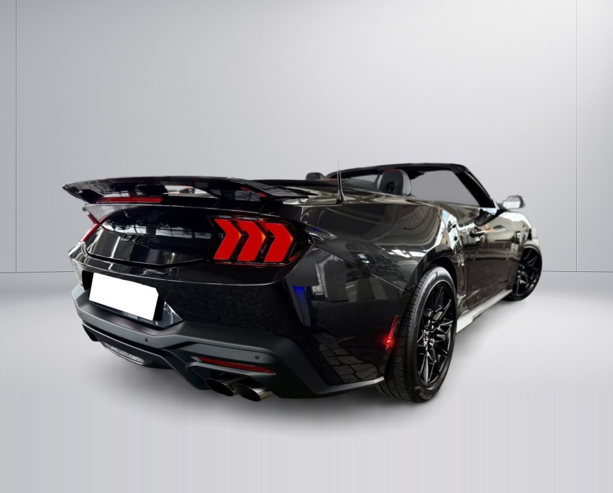 Ford Mustang GT - foto 7