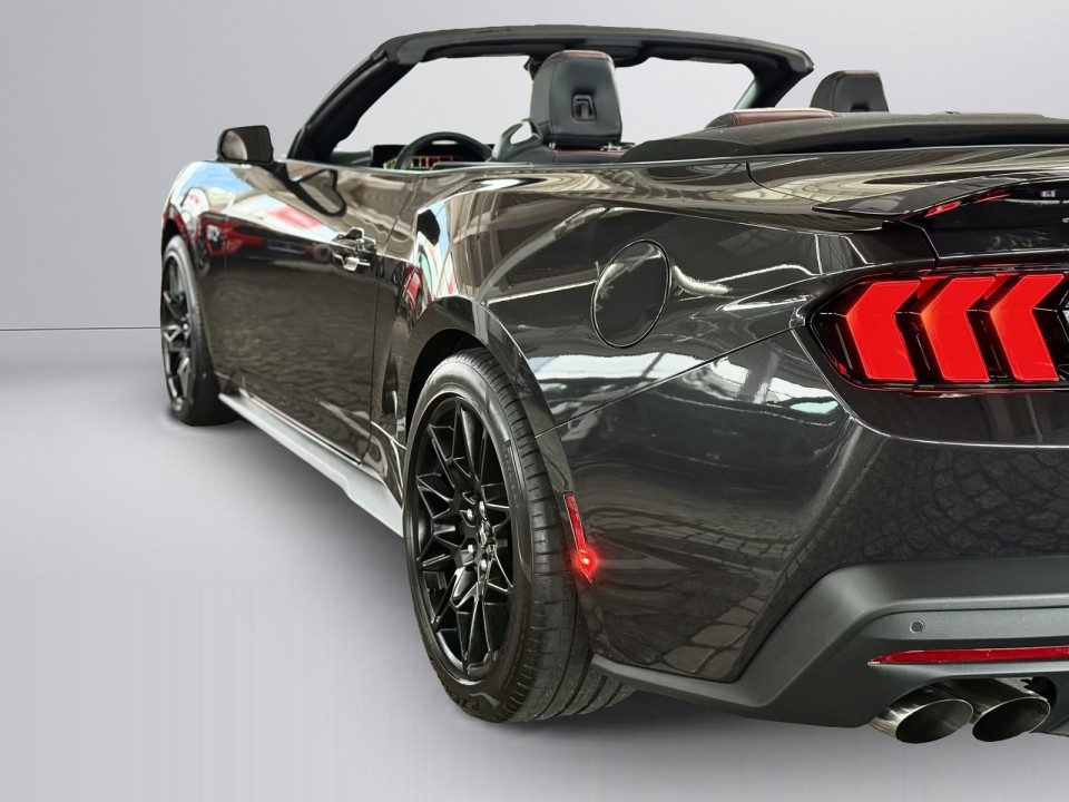 Ford Mustang GT - foto 37