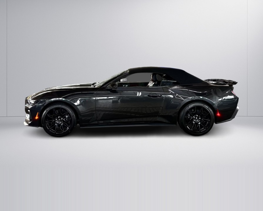Ford Mustang GT - foto 14