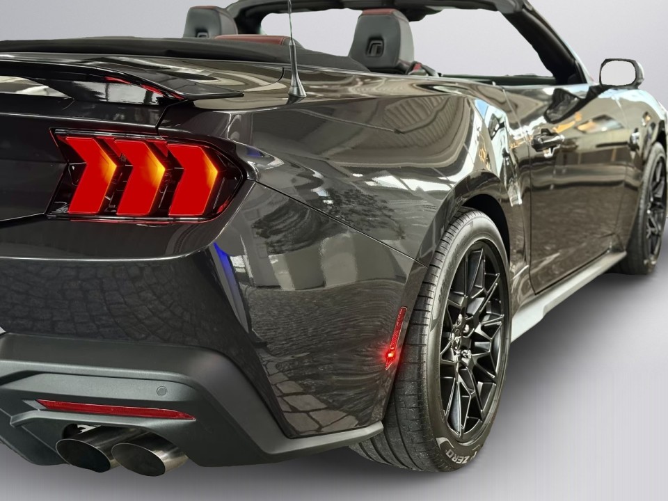 Ford Mustang GT - foto 38