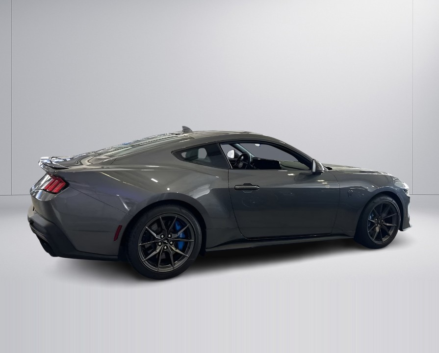 Ford Mustang Coupe (3)