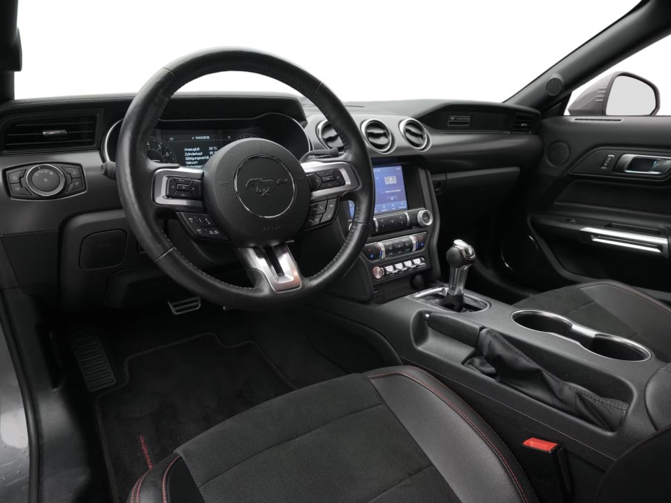 Ford Mustang GT Cabrio - foto 17