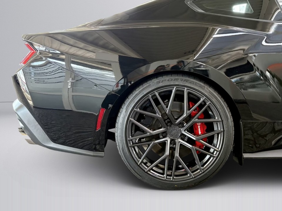 Ford Mustang 5.0 V8 GT - foto 39