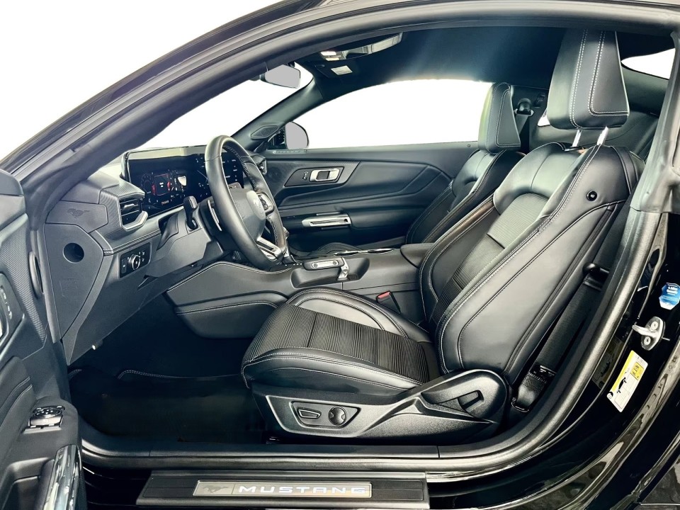 Ford Mustang 5.0 V8 GT - foto 12