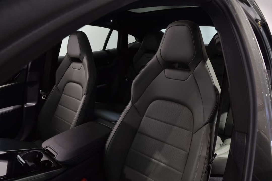 Porsche Panamera 4 - foto 8