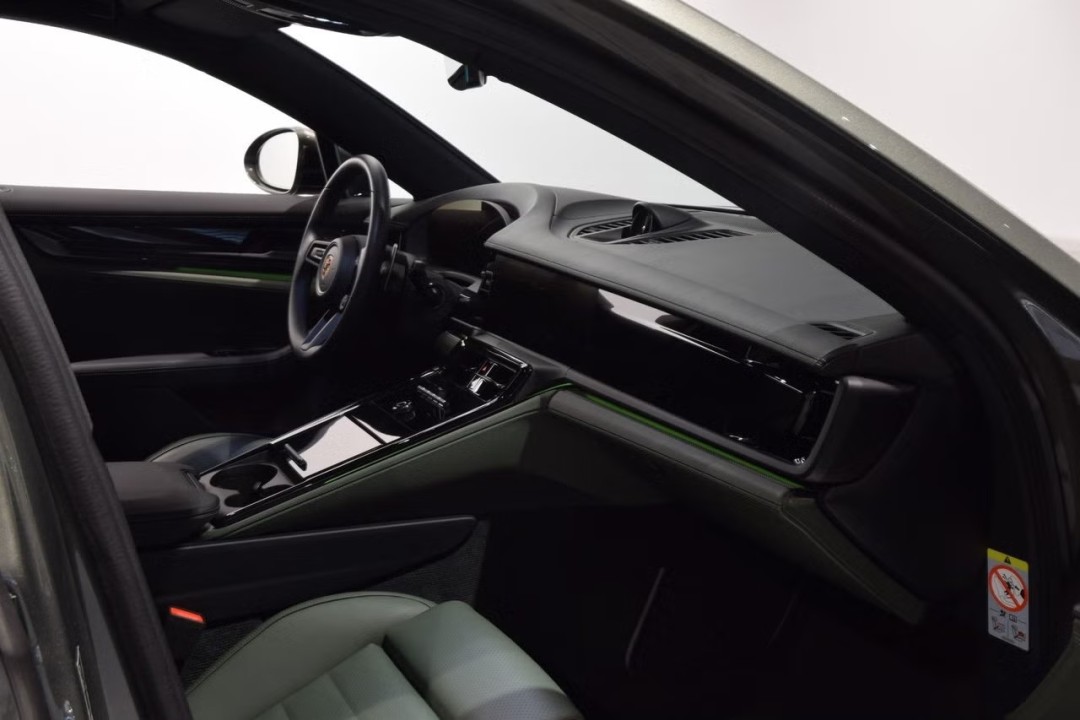 Porsche Panamera 4 - foto 6