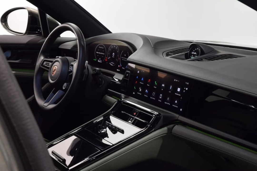 Porsche Panamera 4 (5)